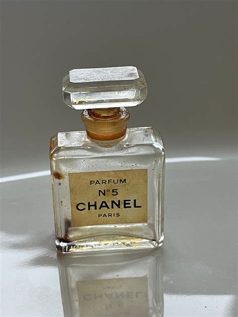 how old is chanel no 5|is Chanel no 5 obsolete.